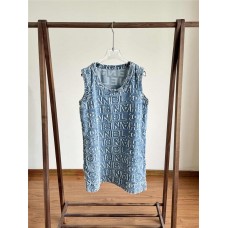 Chanel Clothing size S M L (Size chart below) comment size and color