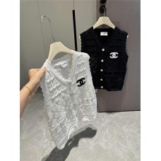 Chanel Clothing size S M L (Size chart below) comment size and color