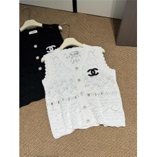 Chanel Clothing size S M L (Size chart below) comment size and color