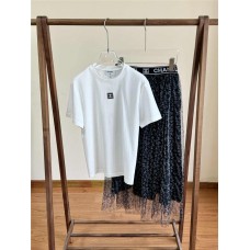 Chanel Clothing size S M L (Size chart below) comment size and color