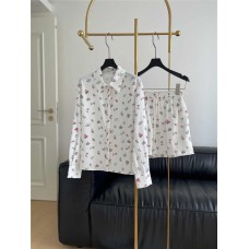 Chanel Clothing size S M L (Size chart below) comment size and color