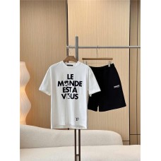 Louis Vuitton Clothing size S M L (Size chart below) comment size and color