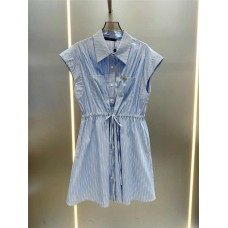 Louis Vuitton Clothing size S M L (Size chart below) comment size and color