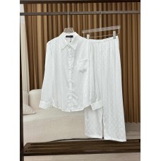 Louis Vuitton Clothing size S M L (Size chart below) comment size and color