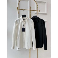 Louis Vuitton Clothing size S M L (Size chart below) comment size and color