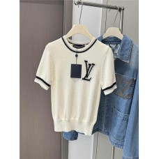 Louis Vuitton Clothing size S M L (Size chart below) comment size and color