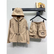 Louis Vuitton Clothing size S M L (Size chart below) comment size and color