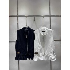 Louis Vuitton Clothing size S M L (Size chart below) comment size and color