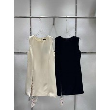 Louis Vuitton Clothing size S M L (Size chart below) comment size and color