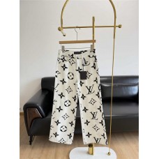 Louis Vuitton Clothing size S M L (Size chart below) comment size and color