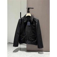 Louis Vuitton Clothing size S M L (Size chart below) comment size and color