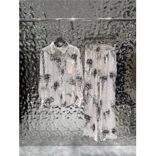 Louis Vuitton Clothing size S M L (Size chart below) comment size and color