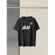 Louis Vuitton Clothing size S M L (Size chart below) comment size and color