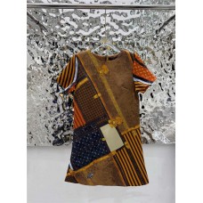 Louis Vuitton Clothing size S M L (Size chart below) comment size and color