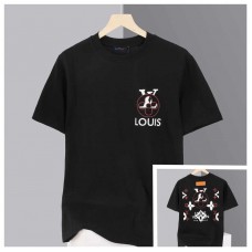 Louis Vuitton Clothing size S M L (Size chart below) comment size and color