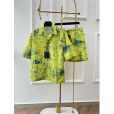 Louis Vuitton Clothing size S M L (Size chart below) comment size and color