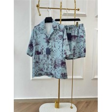 Louis Vuitton Clothing size S M L (Size chart below) comment size and color