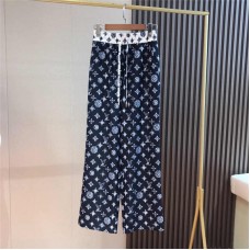 Louis Vuitton Clothing size S M L (Size chart below) comment size and color