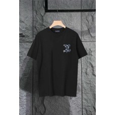 Louis Vuitton Clothing size S M L (Size chart below) comment size and color