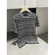 Louis Vuitton Clothing size S M L (Size chart below) comment size and color