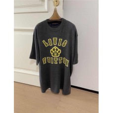 Louis Vuitton Clothing size S M L (Size chart below) comment size and color