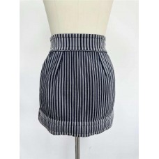 Chanel Clothing size S M L (Size chart below) comment size and color