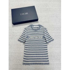 Chanel Clothing size S M L (Size chart below) comment size and color