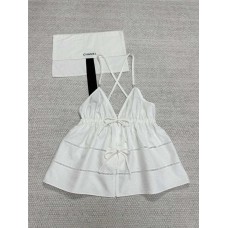 Chanel Clothing size S M L (Size chart below) comment size and color