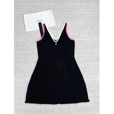 Chanel Clothing size S M L (Size chart below) comment size and color