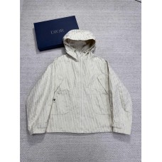 Chanel Clothing size S M L (Size chart below) comment size and color