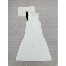 Chanel Clothing size S M L (Size chart below) comment size and color