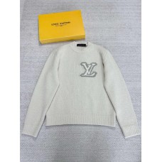 Chanel Clothing size S M L (Size chart below) comment size and color
