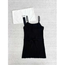 Chanel Clothing size S M L (Size chart below) comment size and color