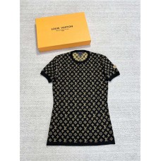 Chanel Clothing size S M L (Size chart below) comment size and color