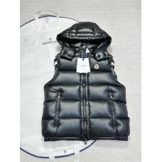 Chanel Clothing size S M L (Size chart below) comment size and color