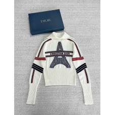 Chanel Clothing size S M L (Size chart below) comment size and color