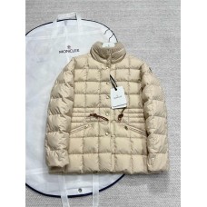 Chanel Clothing size S M L (Size chart below) comment size and color