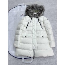 Chanel Clothing size S M L (Size chart below) comment size and color