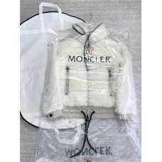 Chanel Clothing size S M L (Size chart below) comment size and color