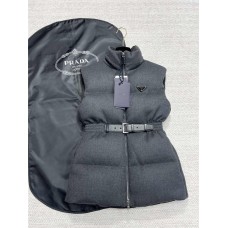 Chanel Clothing size S M L (Size chart below) comment size and color
