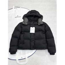 Chanel Clothing size S M L (Size chart below) comment size and color