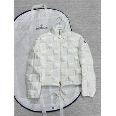 Chanel Clothing size S M L (Size chart below) comment size and color