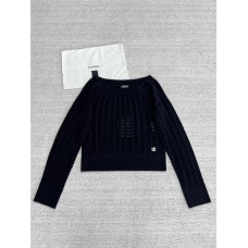 Chanel Clothing size S M L (Size chart below) comment size and color