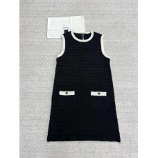 Chanel Clothing size S M L (Size chart below) comment size and color