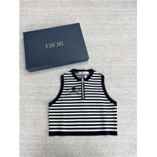 Chanel Clothing size S M L (Size chart below) comment size and color