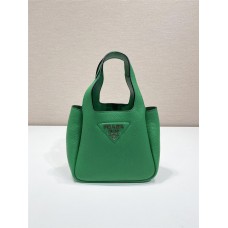 Prada mini bag 18x16x10cm in green 1BA349