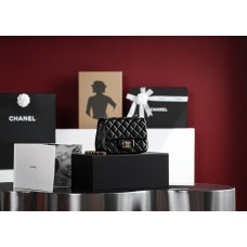 Chanel classic flap lambskin 17cm black gold mini