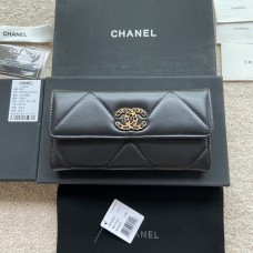 Chanel wallet black w10×h11×d3cm gold