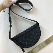 Louis Vuitton MOON CROSSBODY  24.5x16x4.5cm