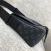 Louis Vuitton Montsouris  M46685 34 x 19 x 11cm